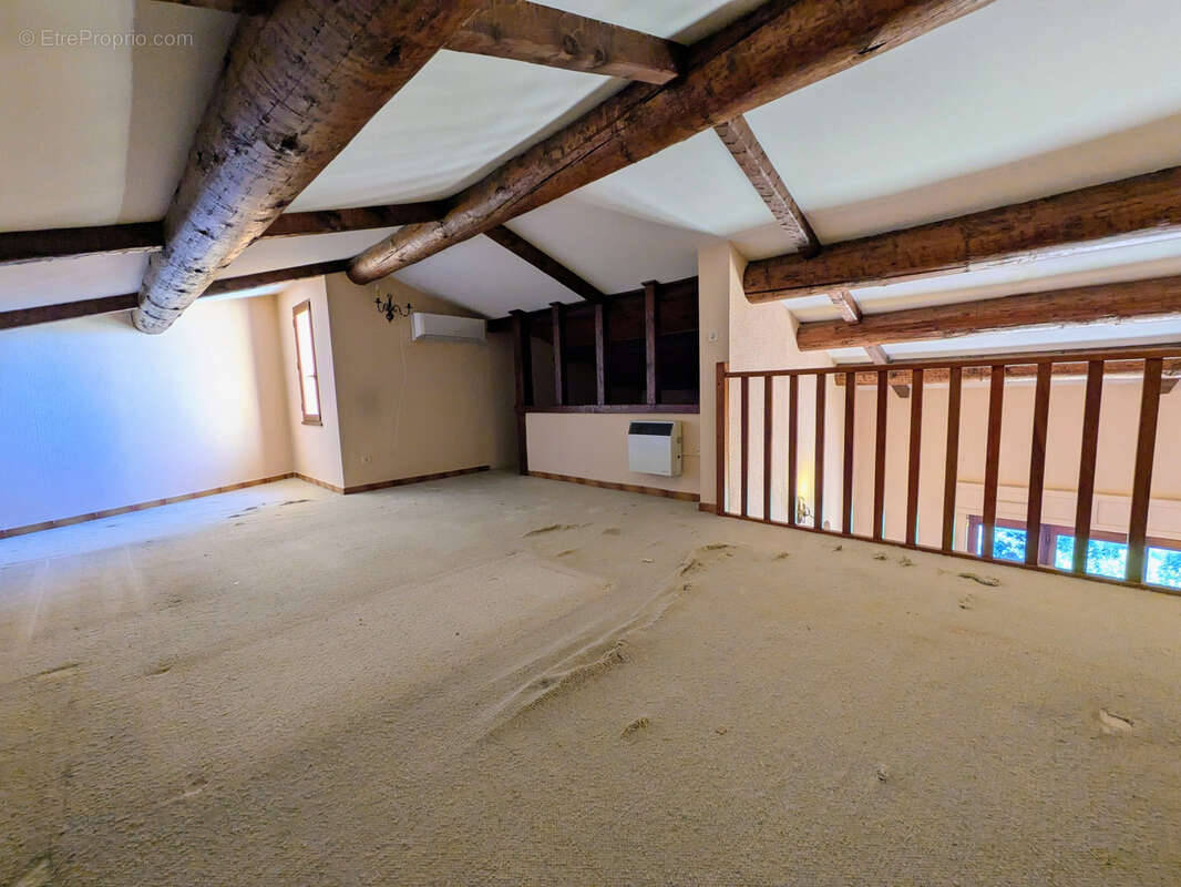 Appartement à SAINT-CYR-SUR-MER