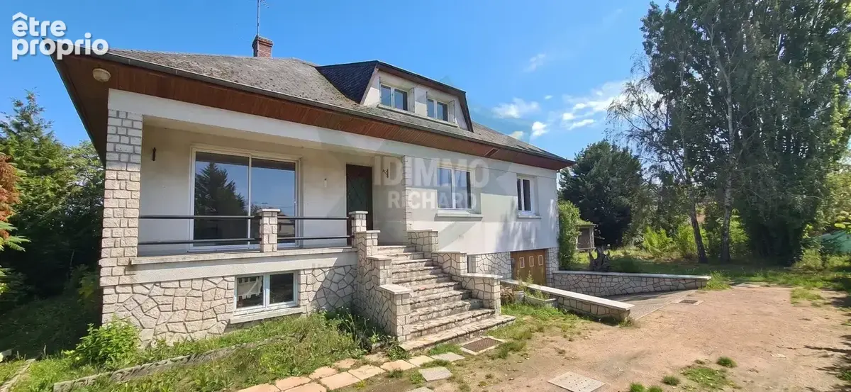 Maison 3 chambres, combles aménageables de 83 m2, sous-sol total et dépendance de 44 m2   Lorcy (45490) - photo 1