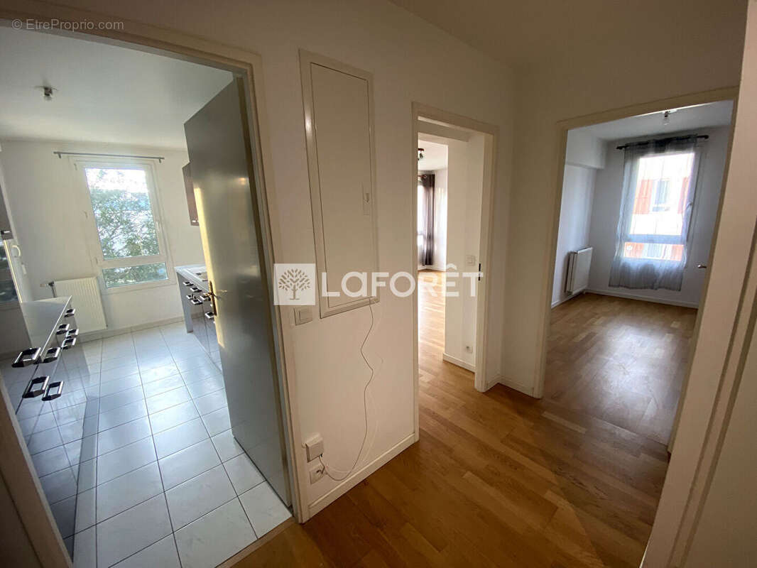 Appartement à LES MUREAUX