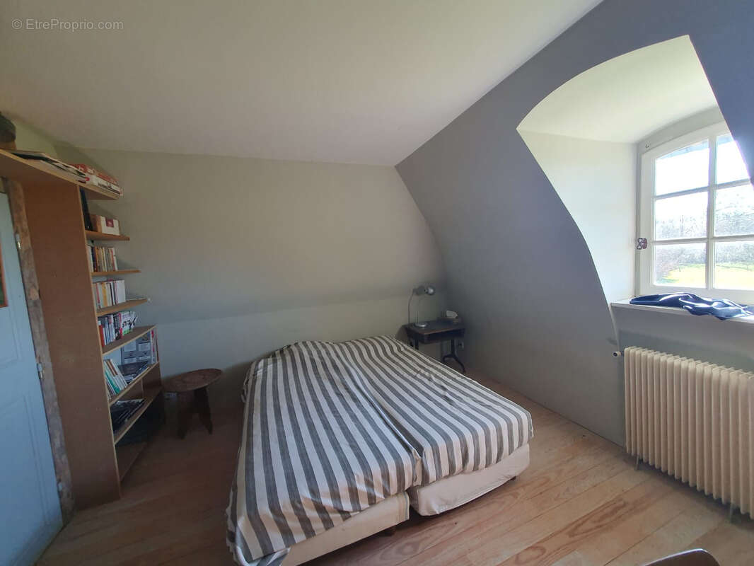 Maison à CORMEILLES