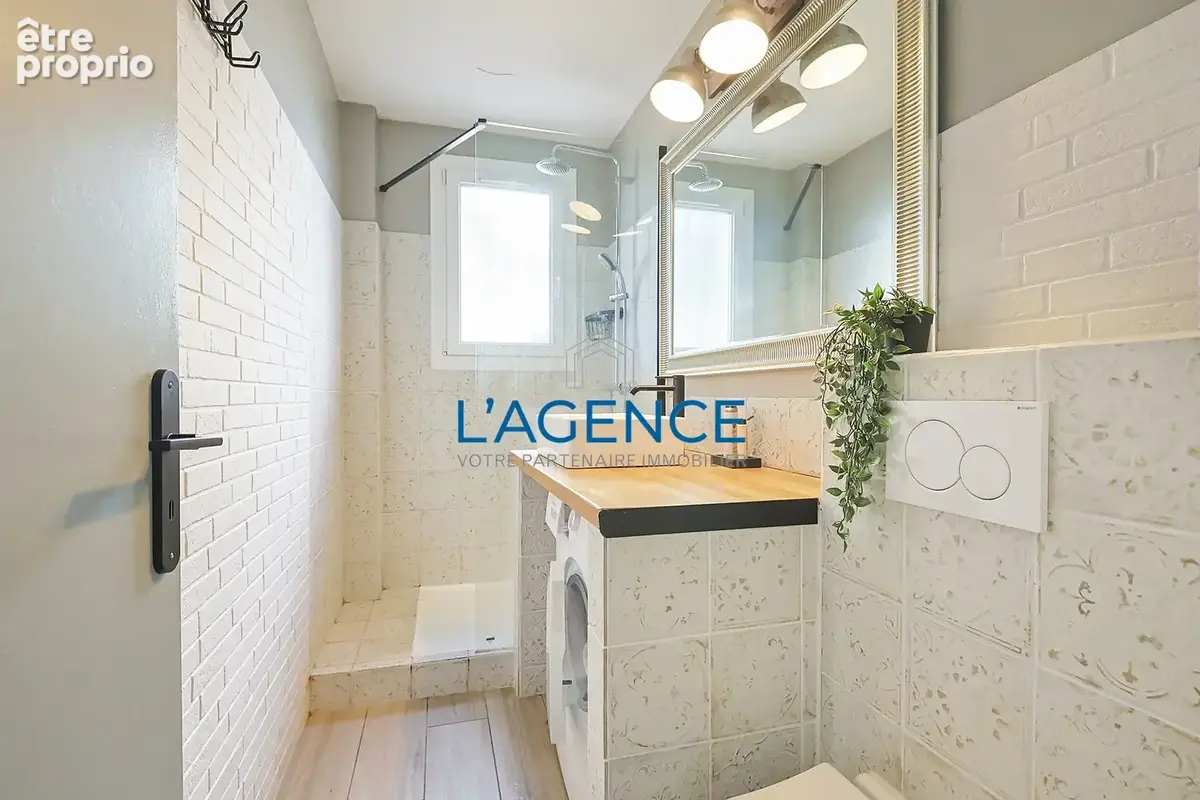 Appartement T2 de 38 m2 avec terrasse FACE A LA MER - photo 9