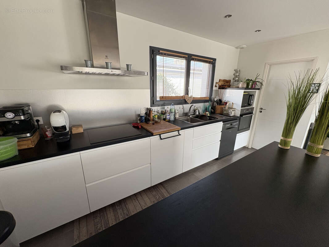 Maison T5 avec piscine CUGNAUX 31270 - photo 8