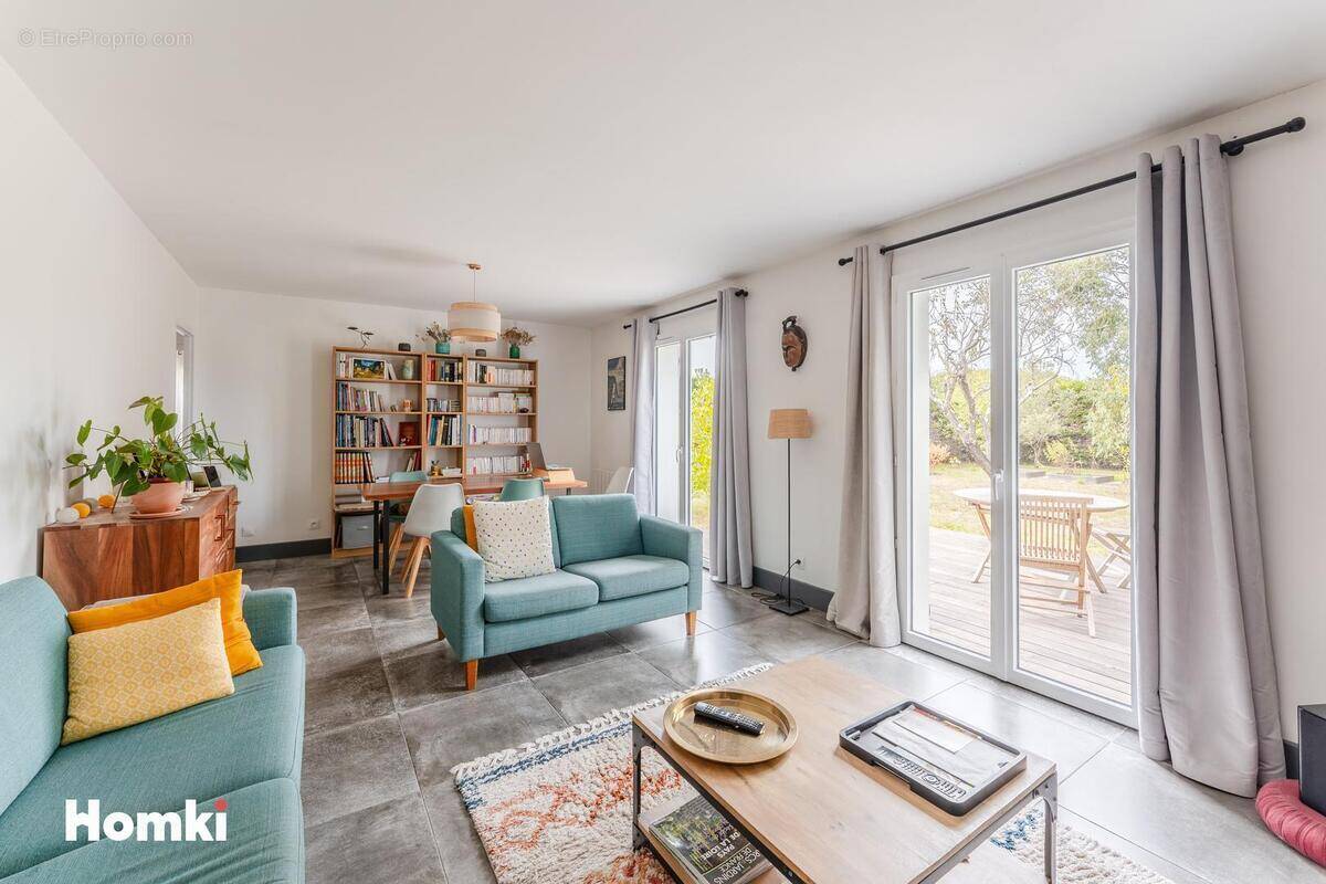 Maison à LE PELLERIN