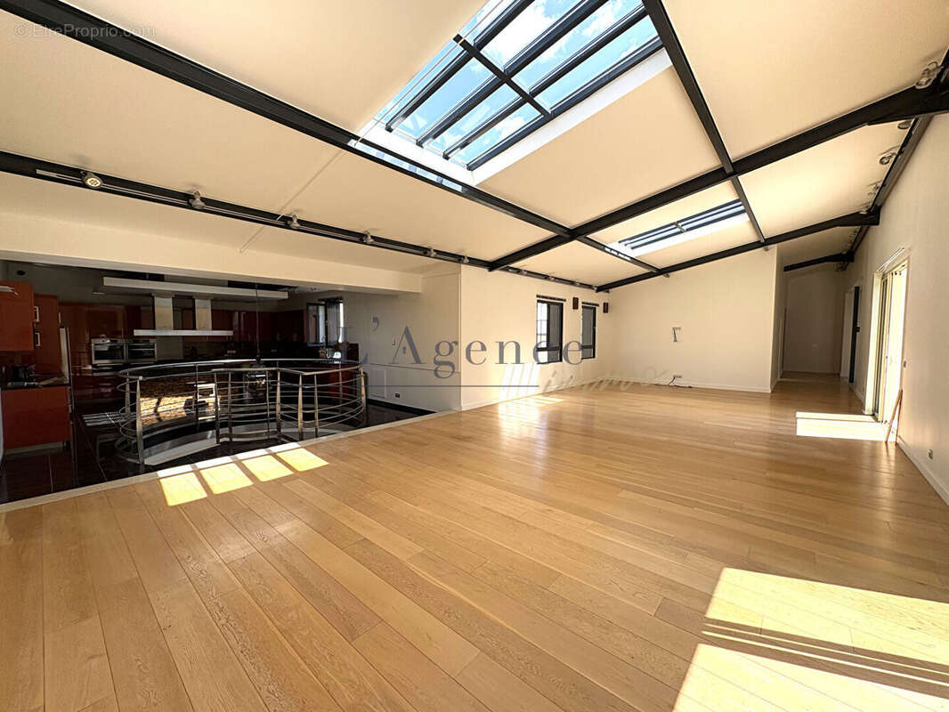 Appartement  Chantilly  5 pièce(s)  237m² - photo 3