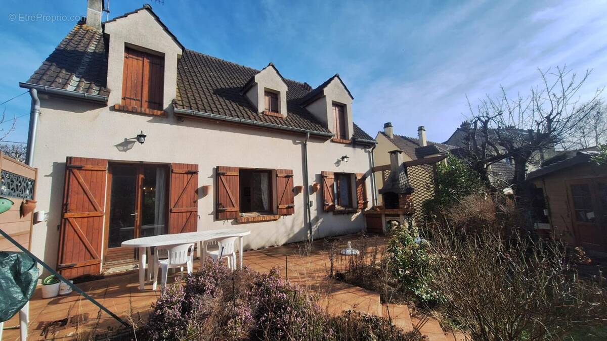 Maison à PONTOISE
