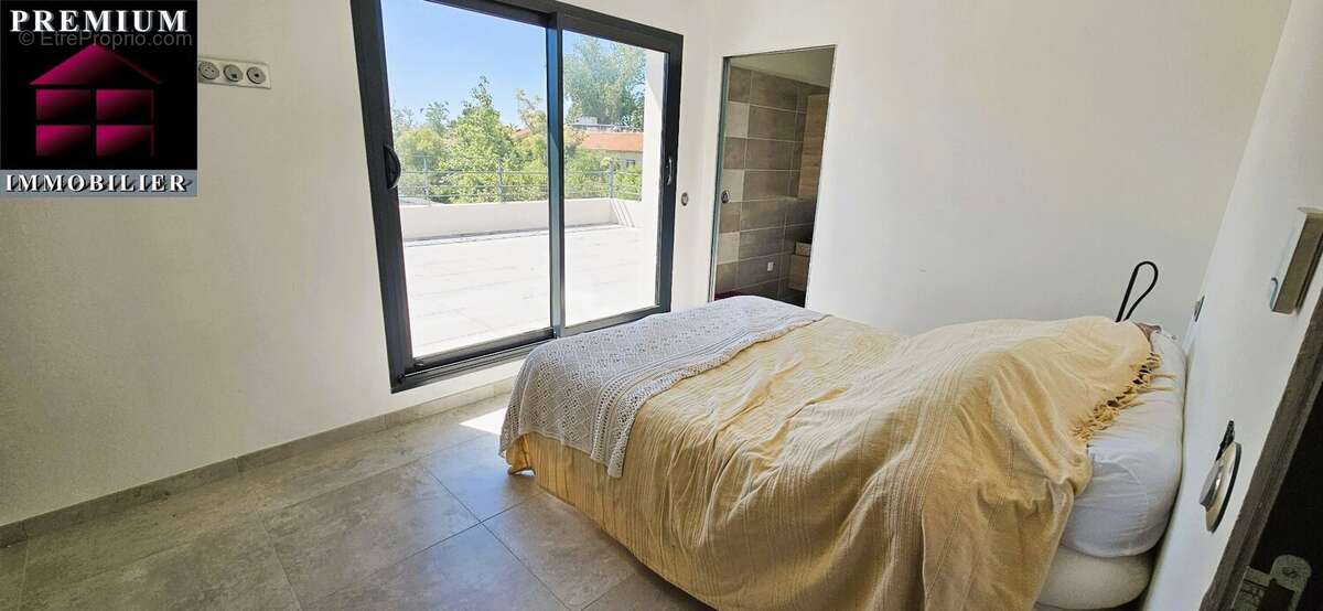VILLA avec piscine - photo 14