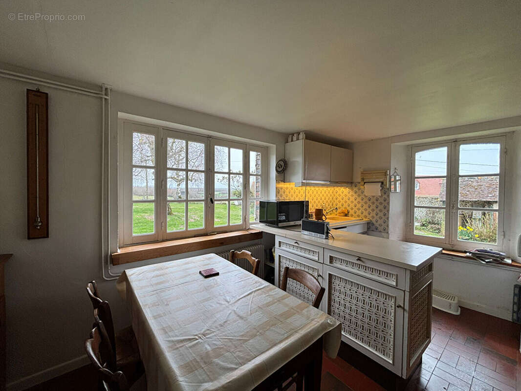 Maison à CHATEAUNEUF-EN-THYMERAIS