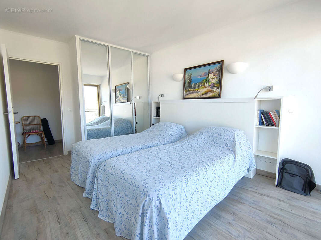 Appartement à MANDELIEU-LA-NAPOULE