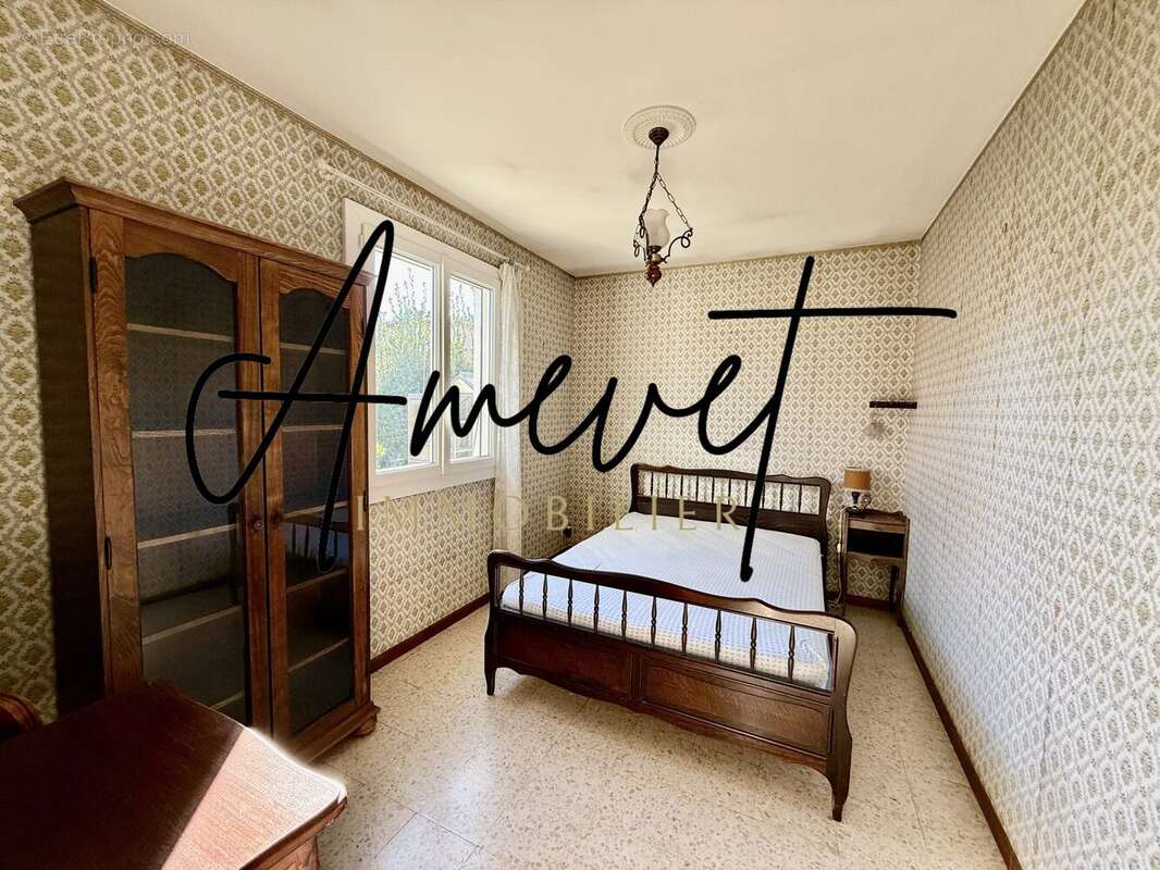 Maison à JONQUERETTES