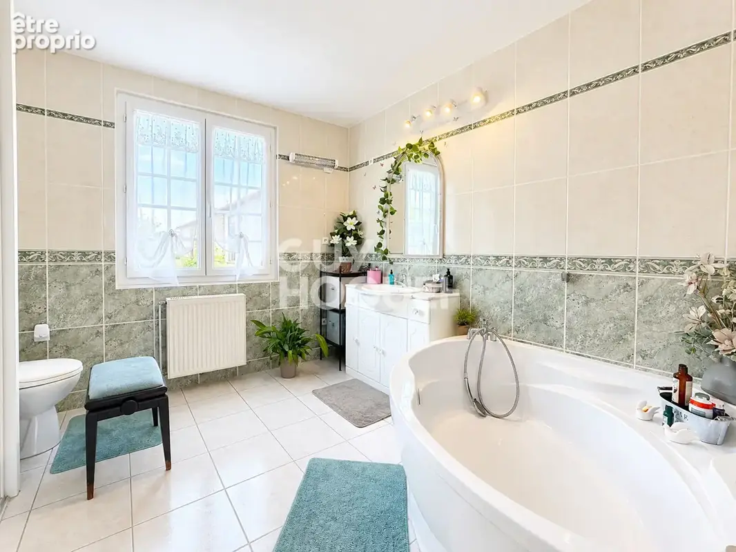 Maison 5 pièces 118 m² à vendre à Cambronne-Les-Ribecourt (60170) - photo 4