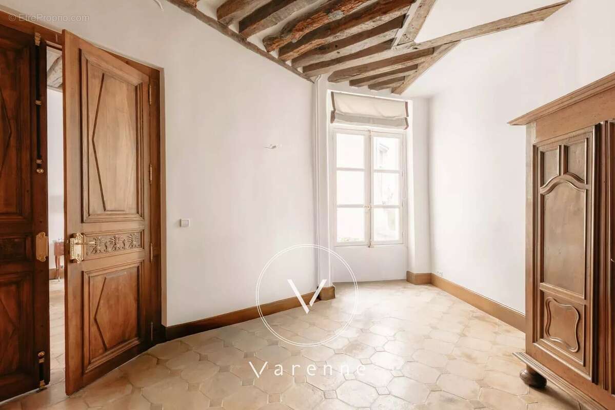 Appartement à PARIS-5E