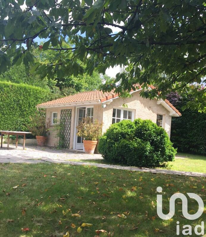 Photo 1 - Maison à BAYONVILLE-SUR-MAD