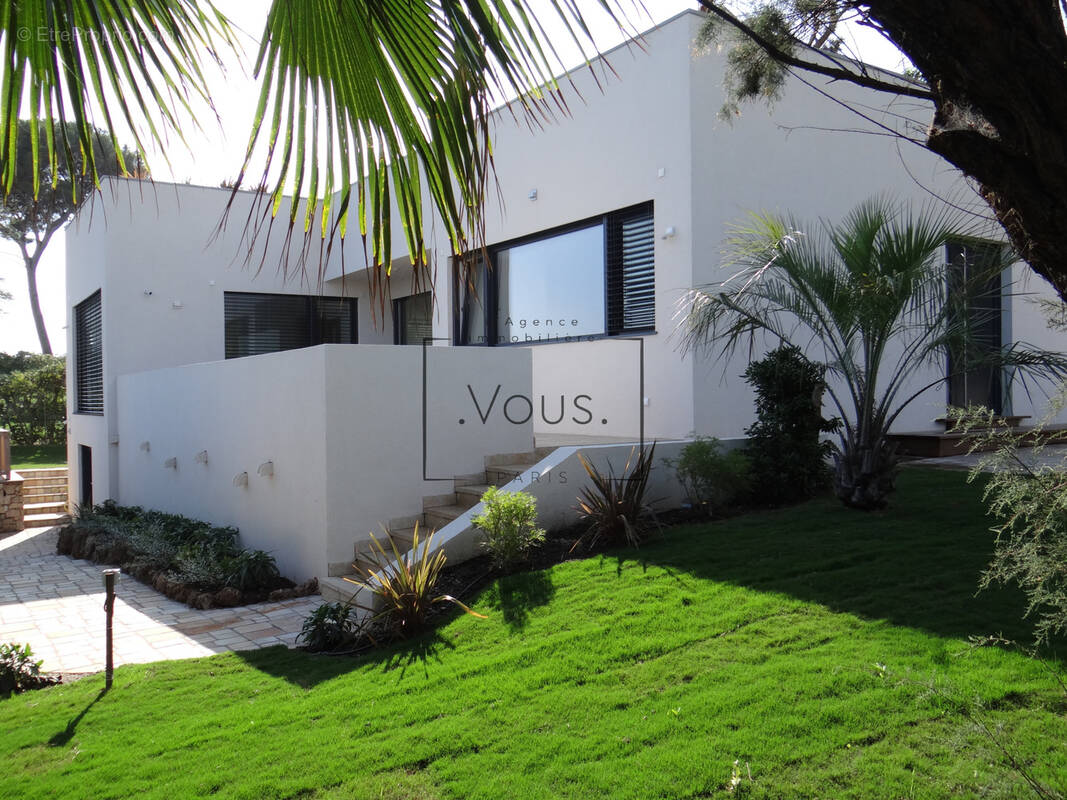 Maison à FREJUS