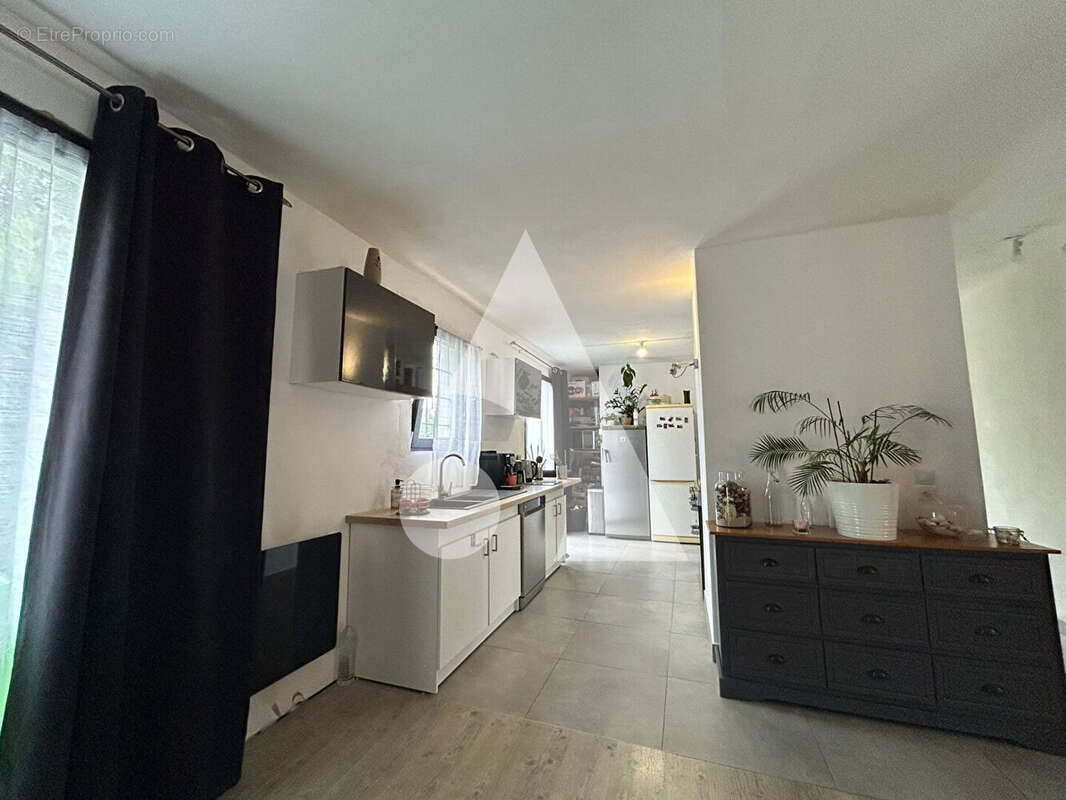 Maison à QUINCY-VOISINS