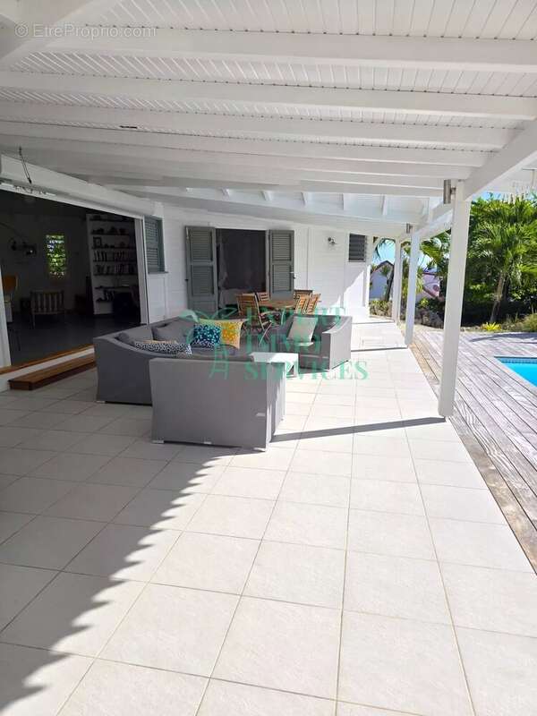 Maison à CAPESTERRE-DE-MARIE-GALANTE