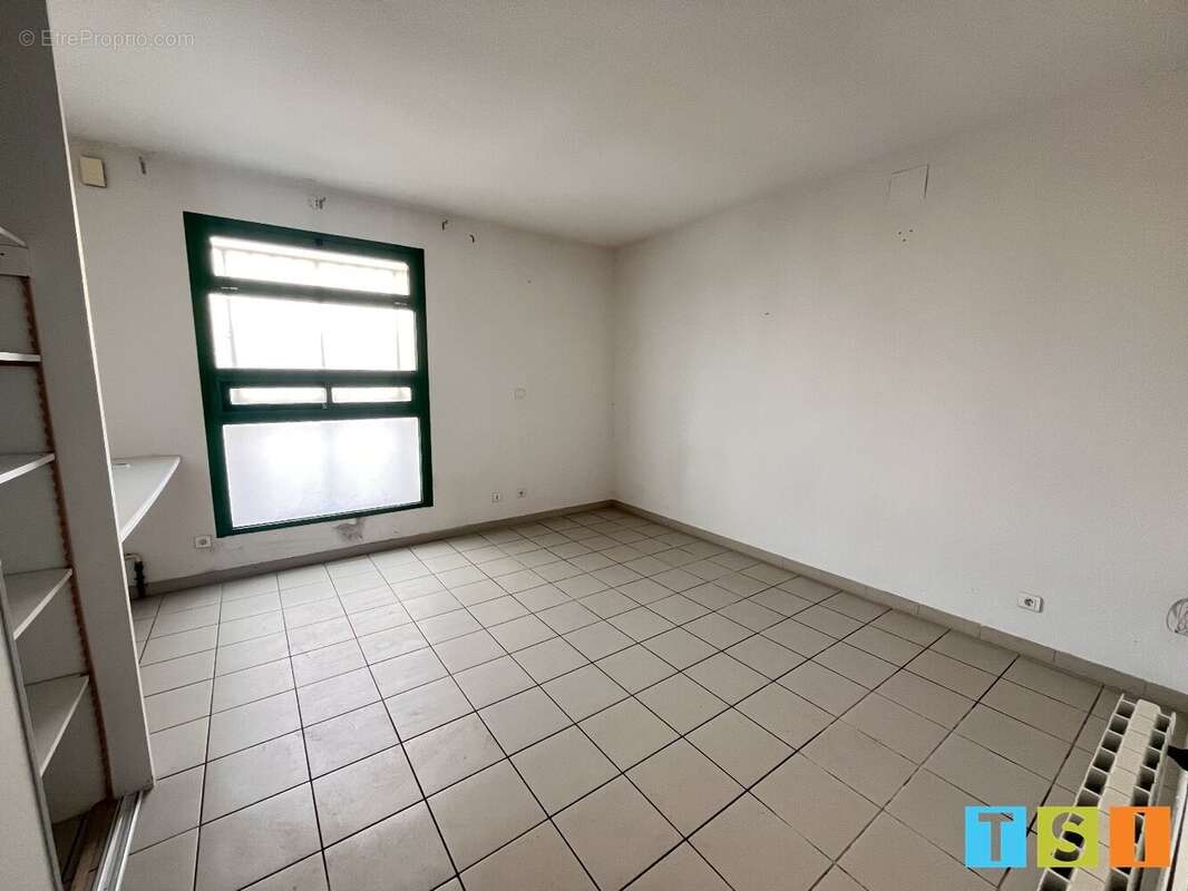 Commerce à BOUSSENS