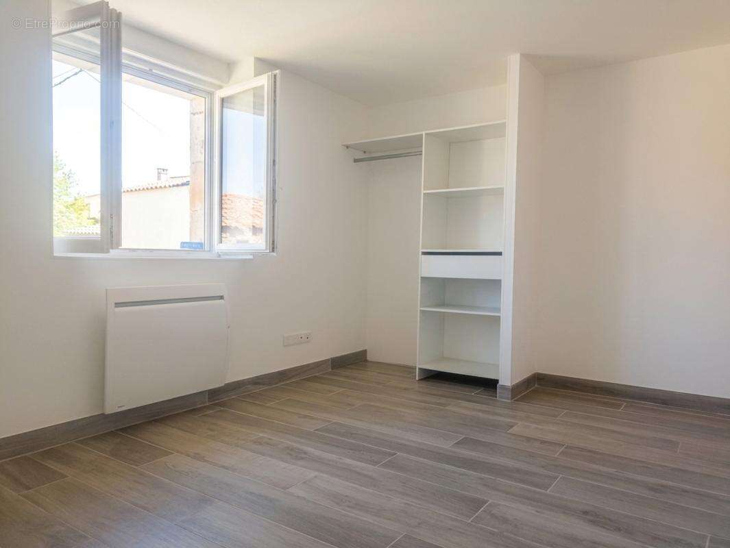 Maison 137 m² à Saint-Sigismond-De-Clermont  - photo 4