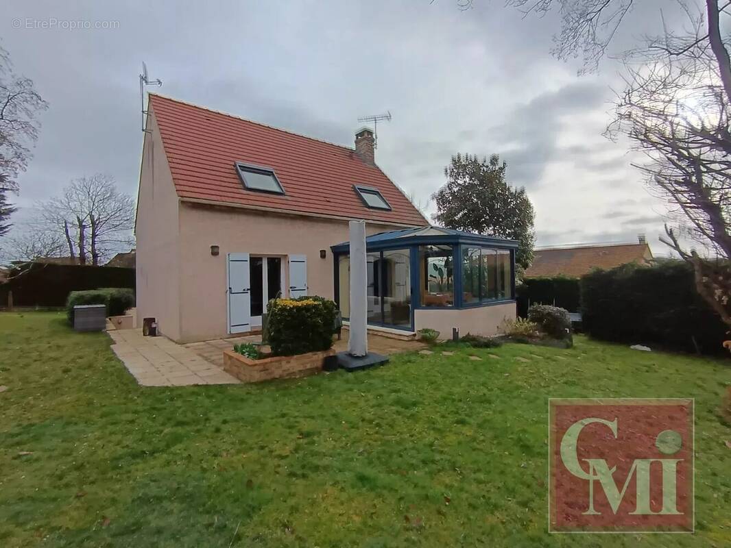 Maison à BREUX-JOUY