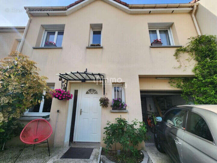 Maison à CHAMPIGNY-SUR-MARNE