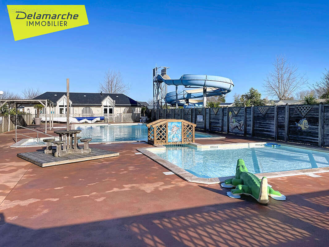 Terrain à MONTMARTIN-SUR-MER