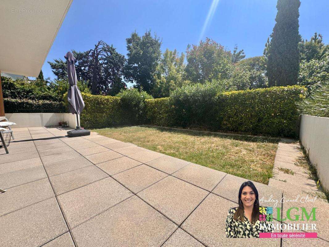  Duplex T4 comme une maison avec jardin privé, 100m2 d'extérieur, terrasses, garage attenant – centre du village  - photo 5