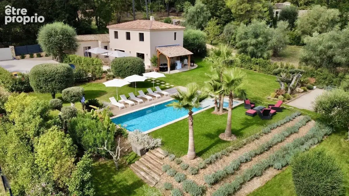 Maison 6 pièces 173 m² à vendre à Roquefort-Les-Pins (06330) - photo 2