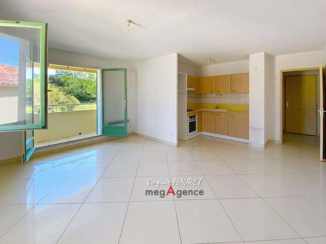 Appartement 55m² - 2 chambres - balcon - cellier - photo 3