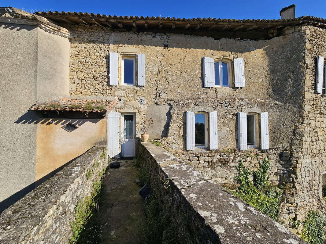Maison à CASTELMORON-D'ALBRET