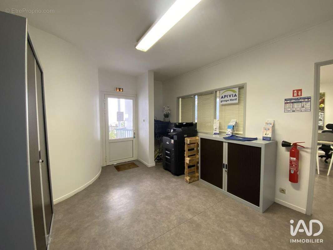 Photo 4 - Commerce à LA POSSESSION