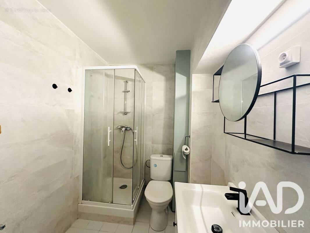 Photo 1 - Appartement à PARIS-17E