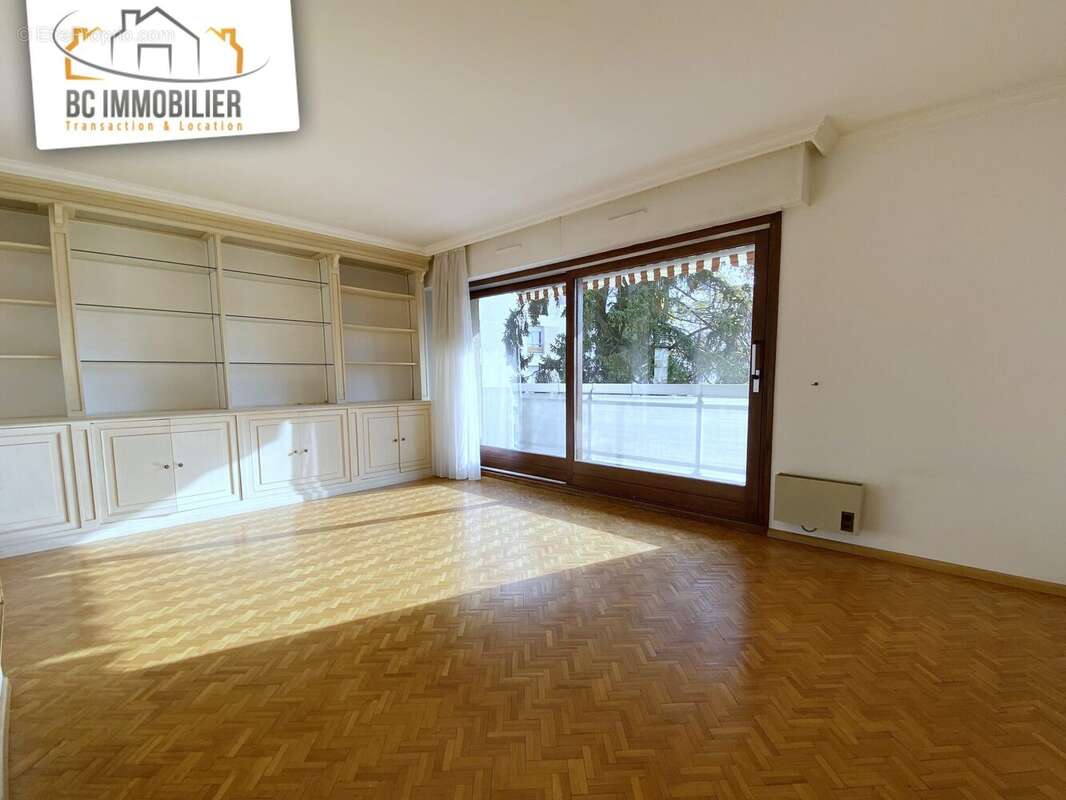 Appartement à FERNEY-VOLTAIRE