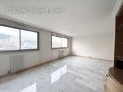 Appartement à SURESNES