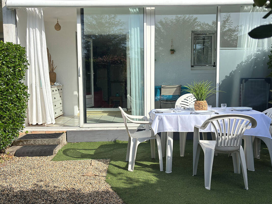 Appartement à VAUX-SUR-MER