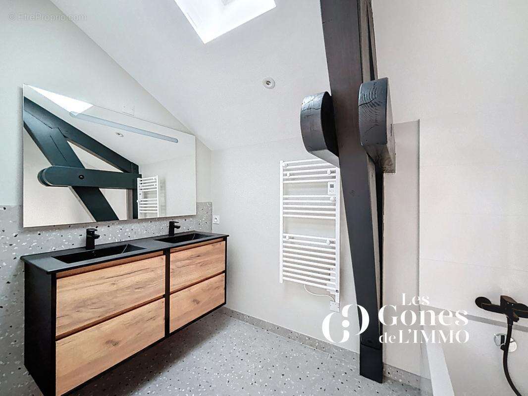 Appartement à CRAPONNE