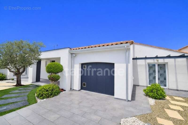 Maison à SAINT-GEORGES-DE-DIDONNE