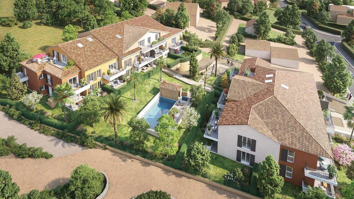 Appartement à COGOLIN