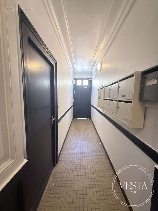 Appartement 29 m² à Dijon  - photo 6