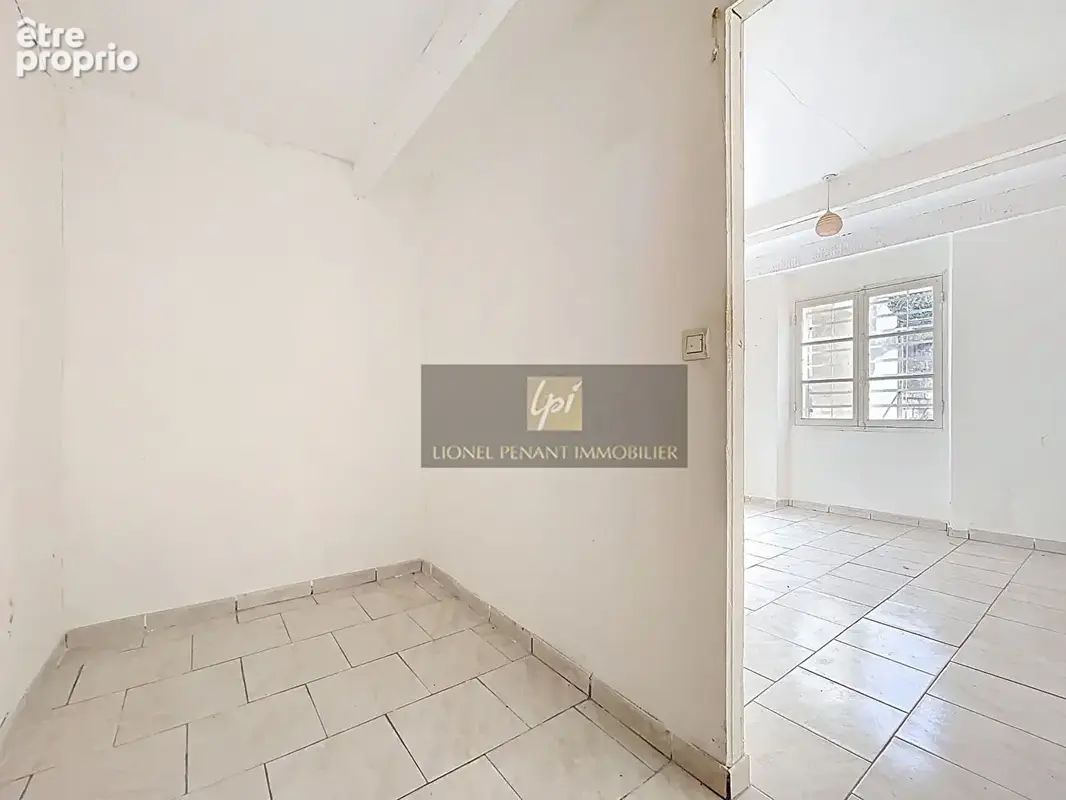 Sarrians partie de mas  t6 110m² + atelier 60m² terrain de 359m² - photo 9