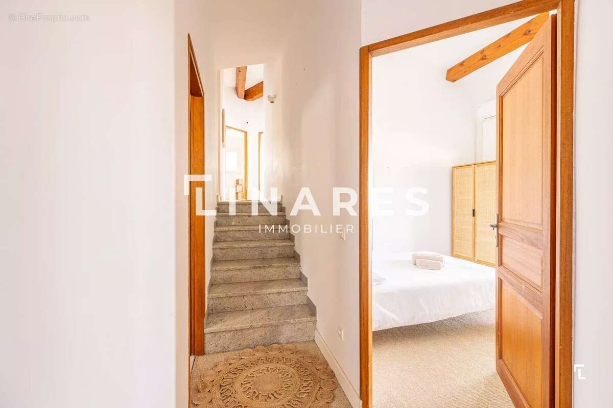 Maison à LA CADIERE-D'AZUR