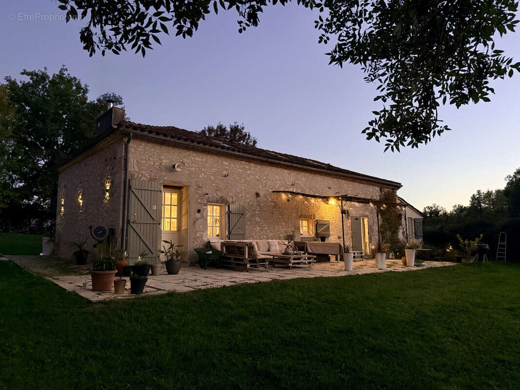 Maison à CASTILLONNES