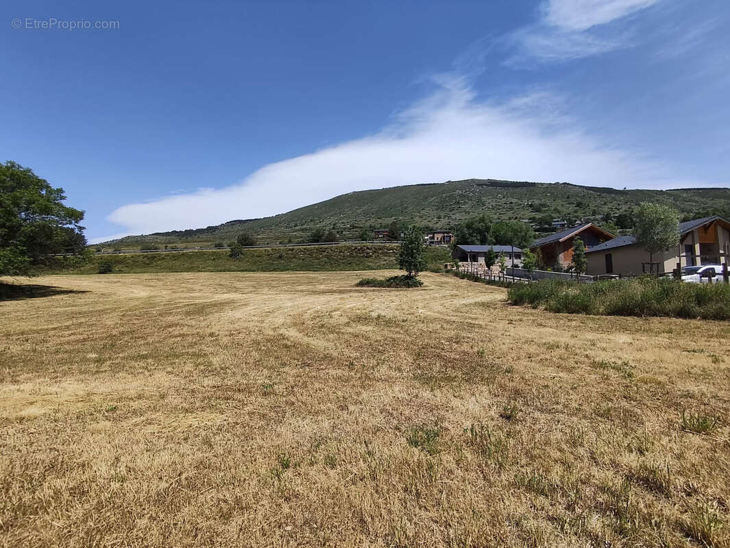 Terrain à TARGASSONNE