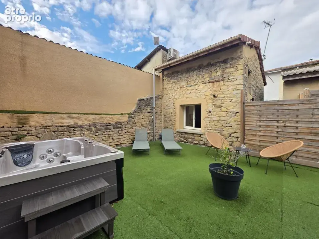 Maison - 1 Chambre - Terrasse - Jacuzzi - Entièrement meublée - photo 3