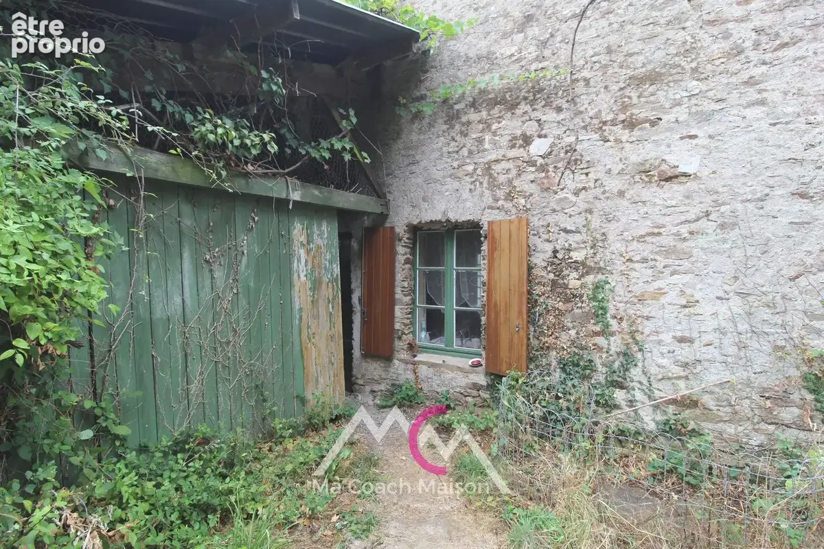 SAINTE-ANNE-SUR-BRIVET, Maison en pierre à rénover - photo 15