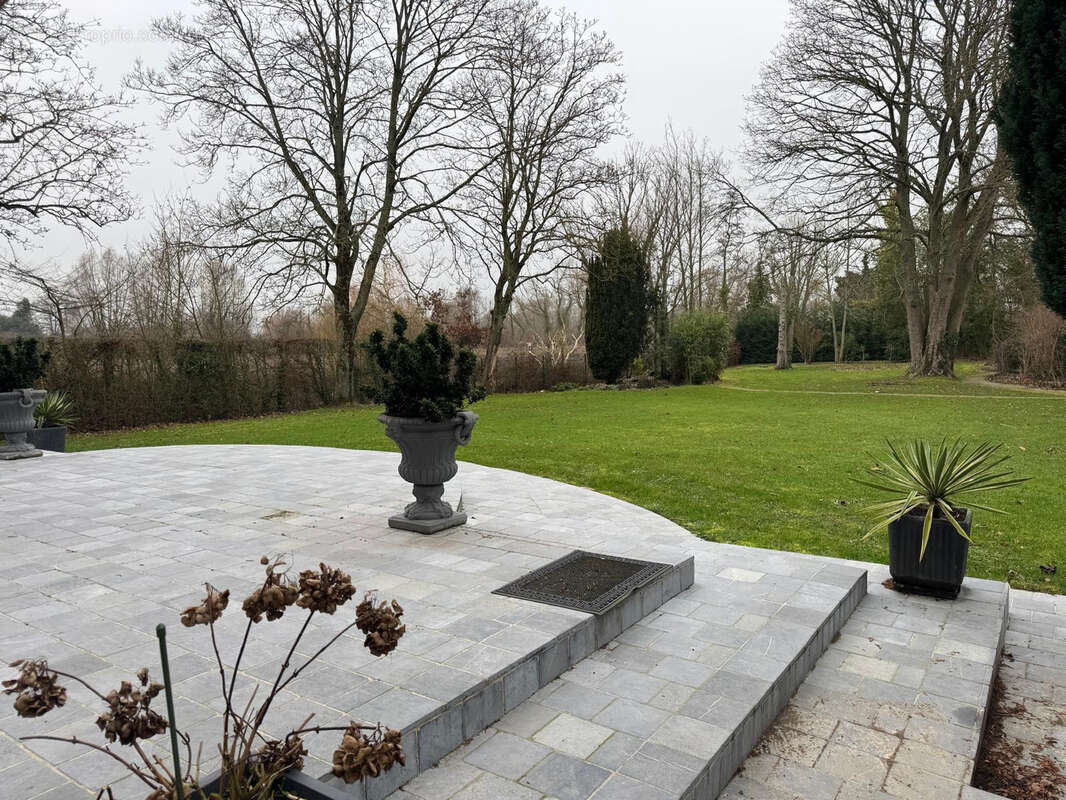 Maison à SAILLY-SUR-LA-LYS