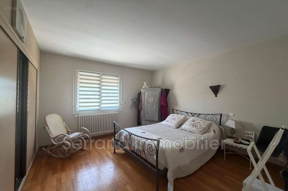 Appartement 121 m² à Barbentane  - photo 3