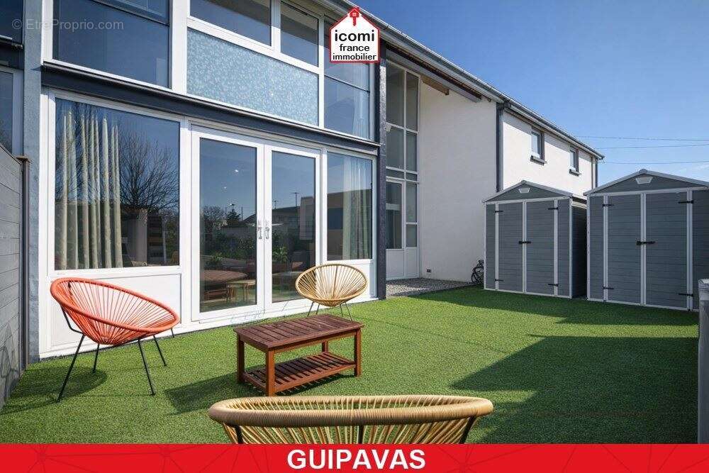 Maison à GUIPAVAS