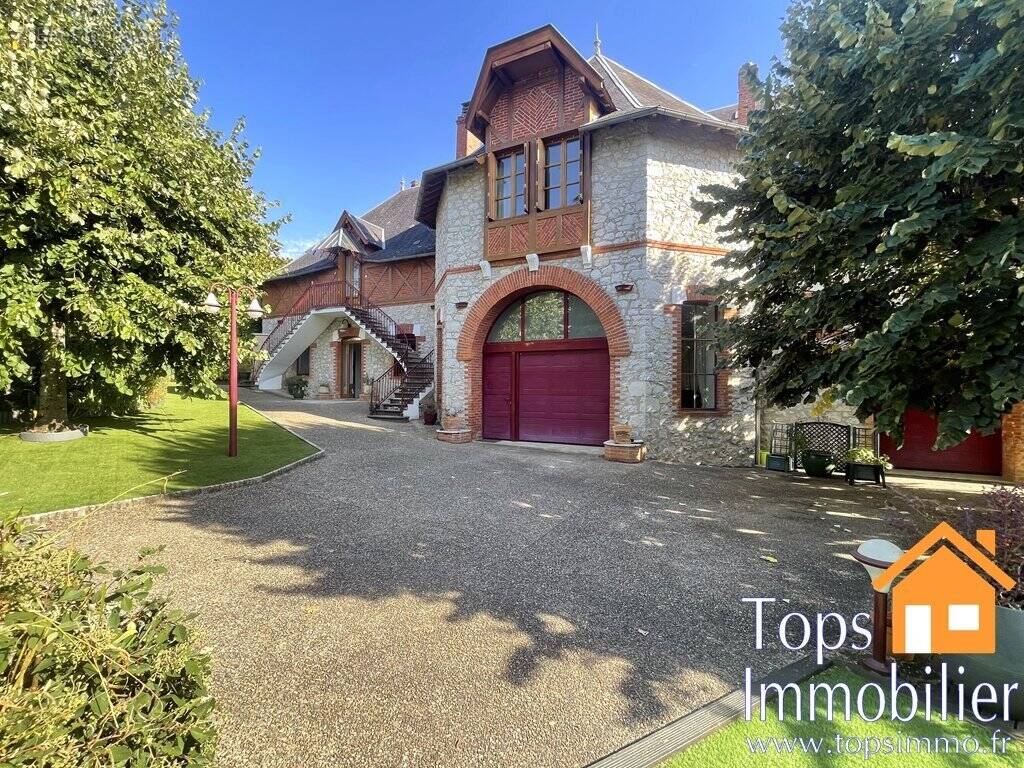 Maison à VILLEFRANCHE-DE-ROUERGUE