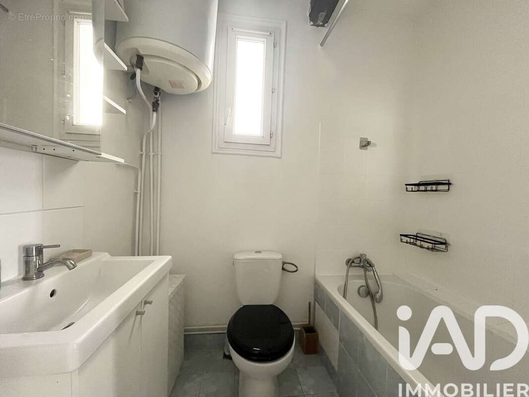 Photo 3 - Appartement à PARIS-10E