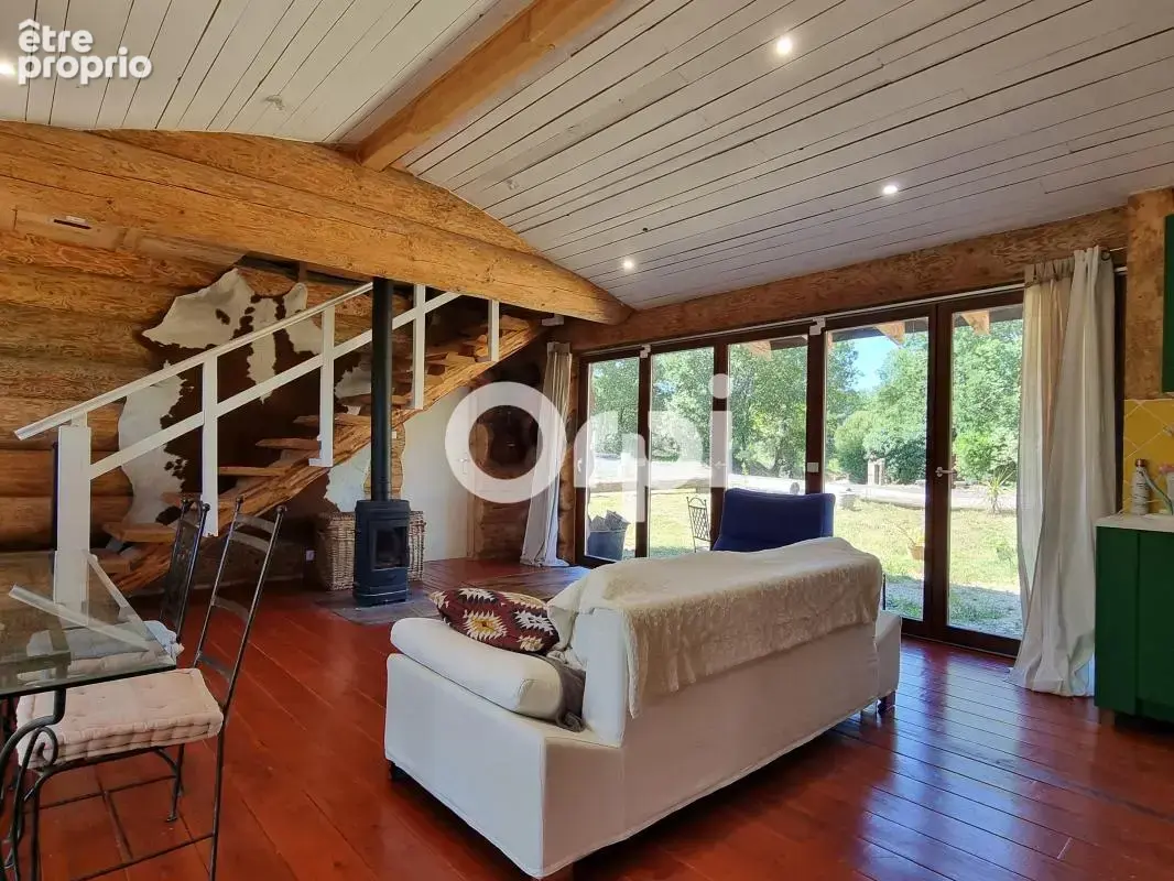 Propriété Unique en Cévennes : Chalet en Fustes, Dépendance & 2,7 Hectares de Nature - photo 6