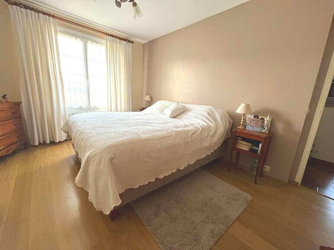 Maison à RIS-ORANGIS